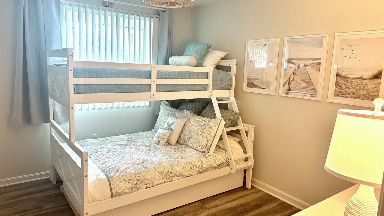Photo of Bedroom in Heron Harbour Isle