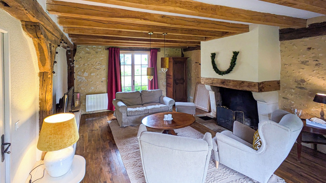 Photo of Livingroom in Saint-Flovier