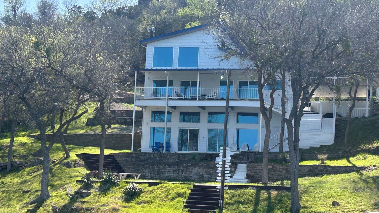 Photo of Outdoor in Graford