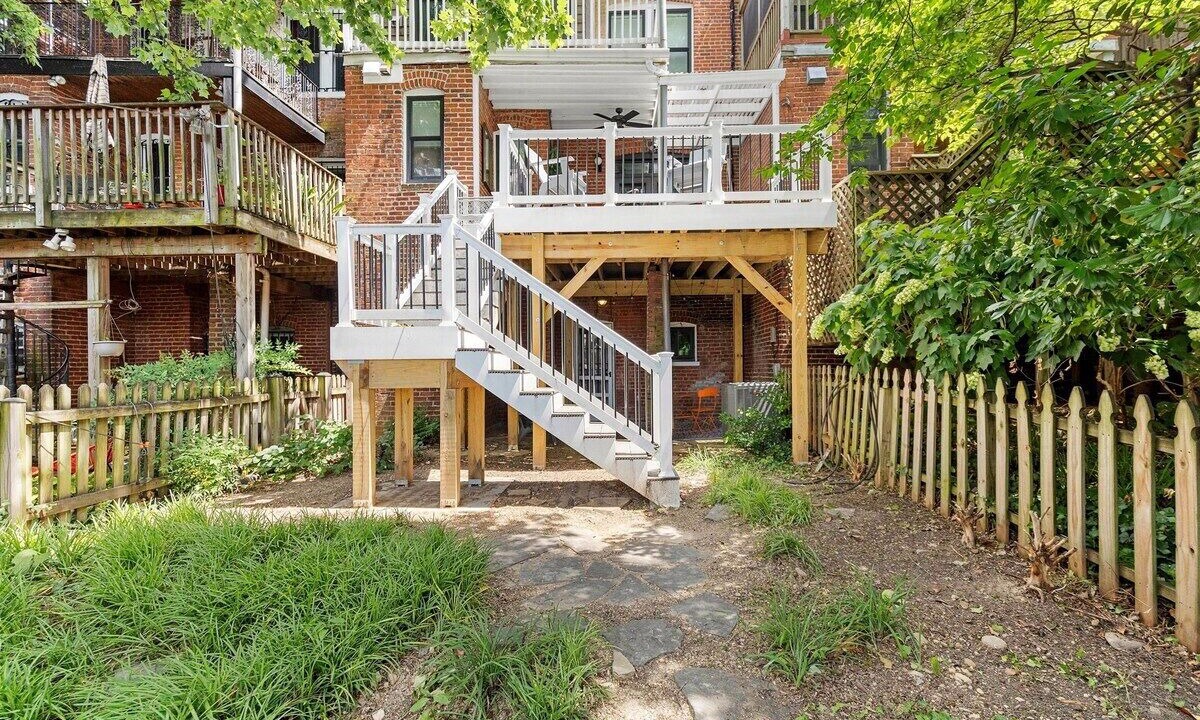 Photo of Outdoor in Lanier Heights