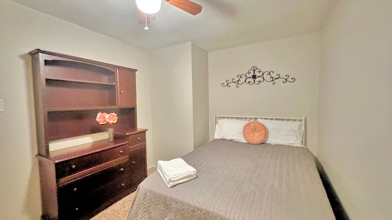 Photo of Bedroom in Allen
