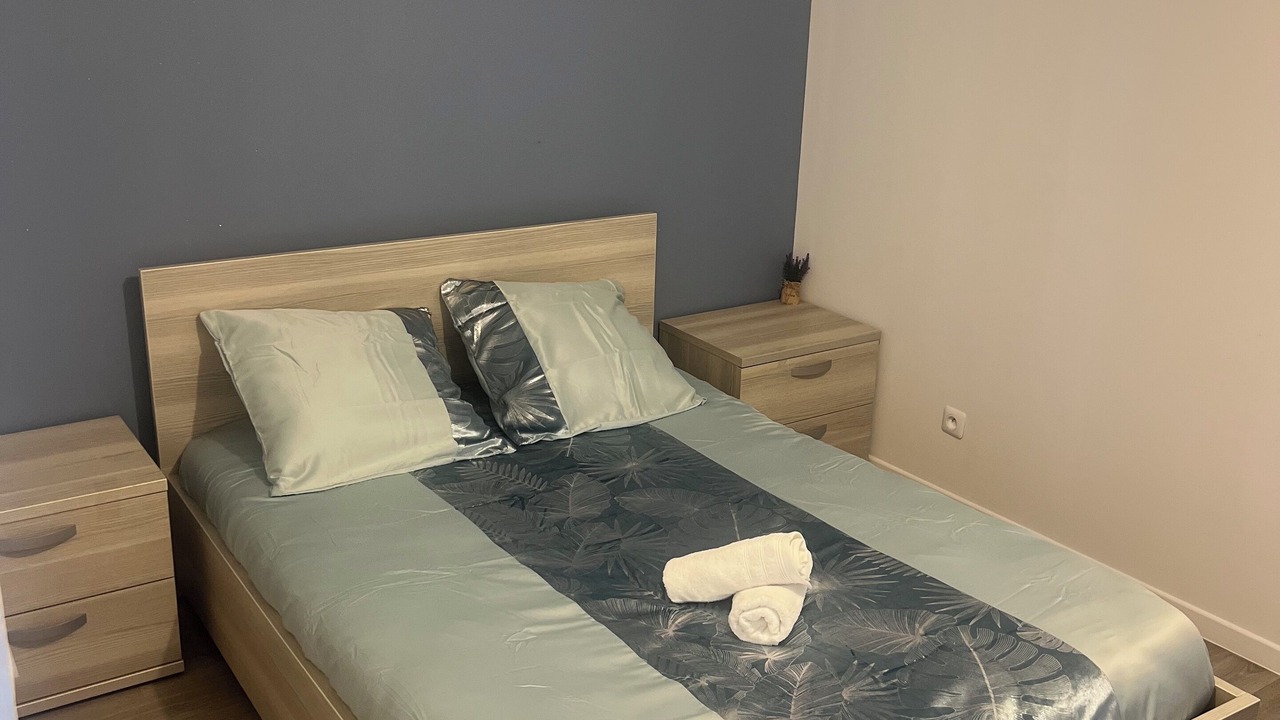 Photo of Bedroom in Lallaing