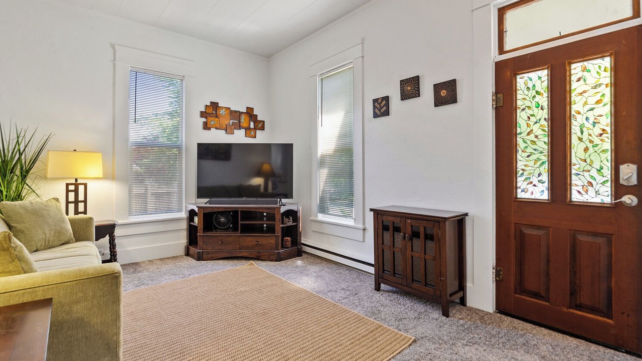 Photo of Livingroom in Market District