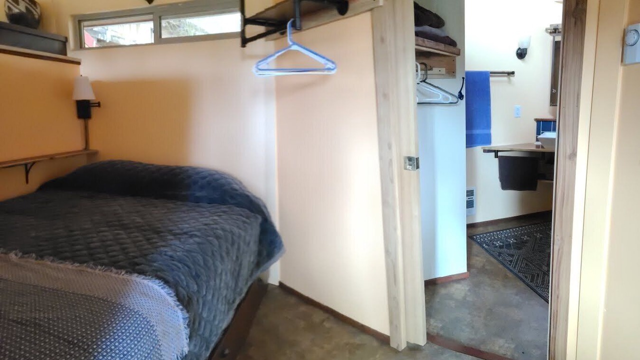 Photo of Bedroom in Alvadore