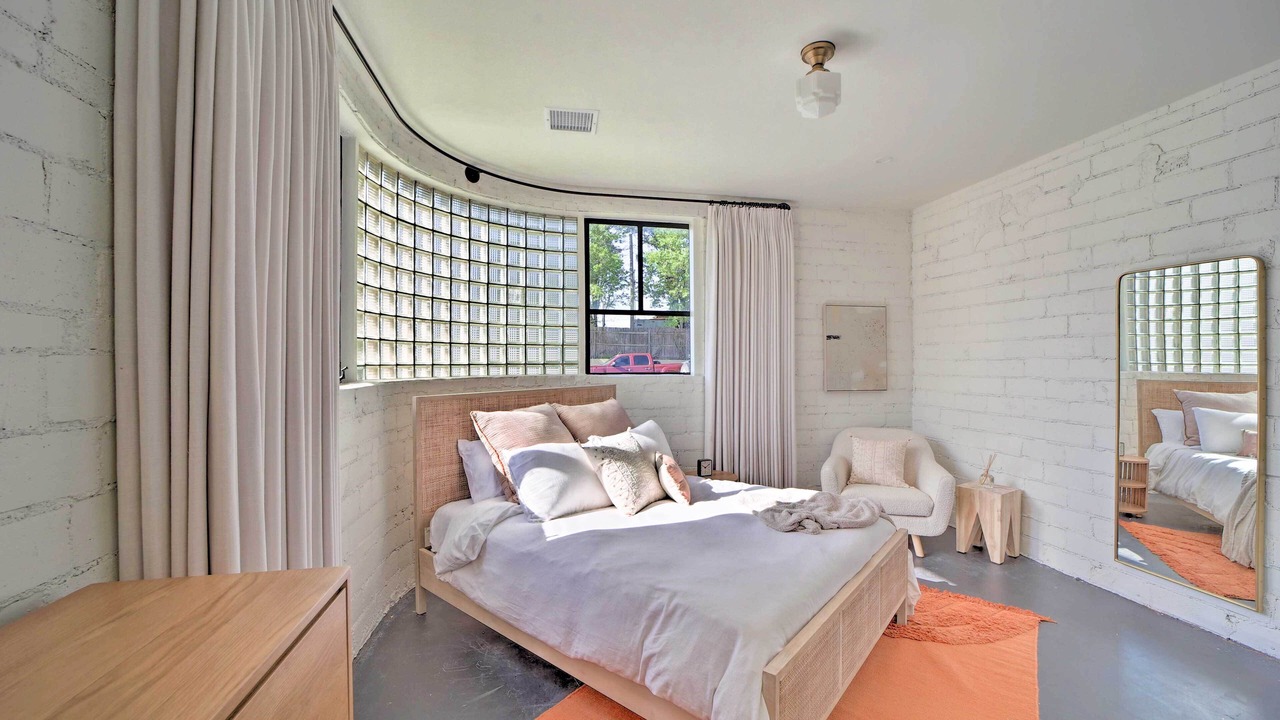 Photo of Bedroom in Tulsa