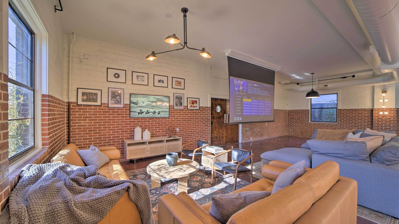 Photo of Livingroom in Tulsa