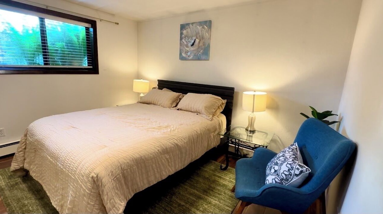 Photo of Bedroom in Russian Jack Park