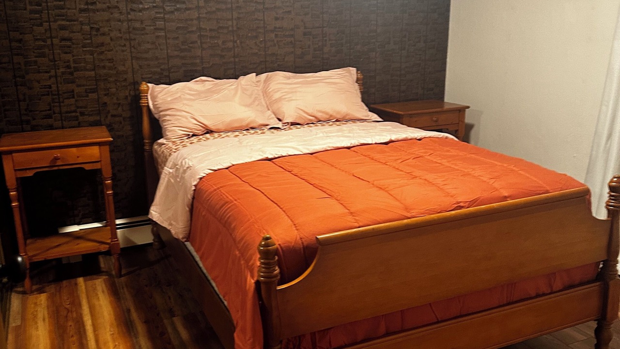 Photo of Bedroom in Russian Jack Park