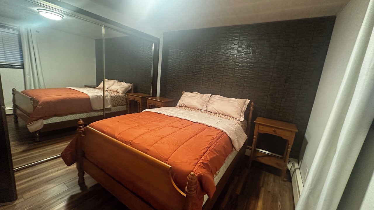 Photo of Bedroom in Russian Jack Park