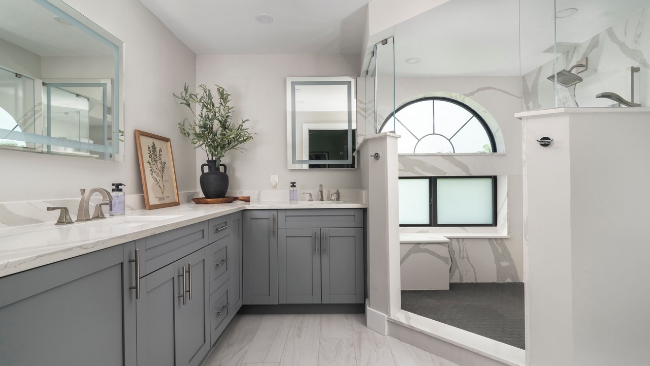 Photo of Bathroom in Pelican Bay