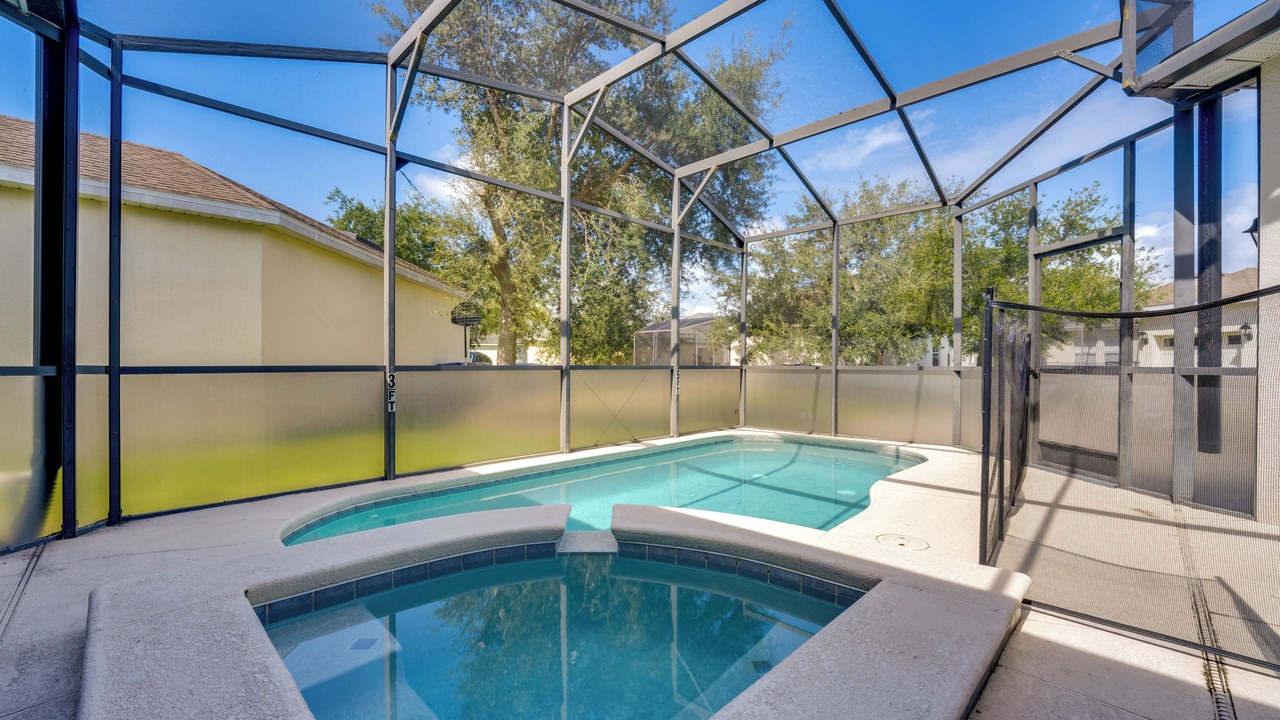 Photo of Outdoor in Trafalgar Village