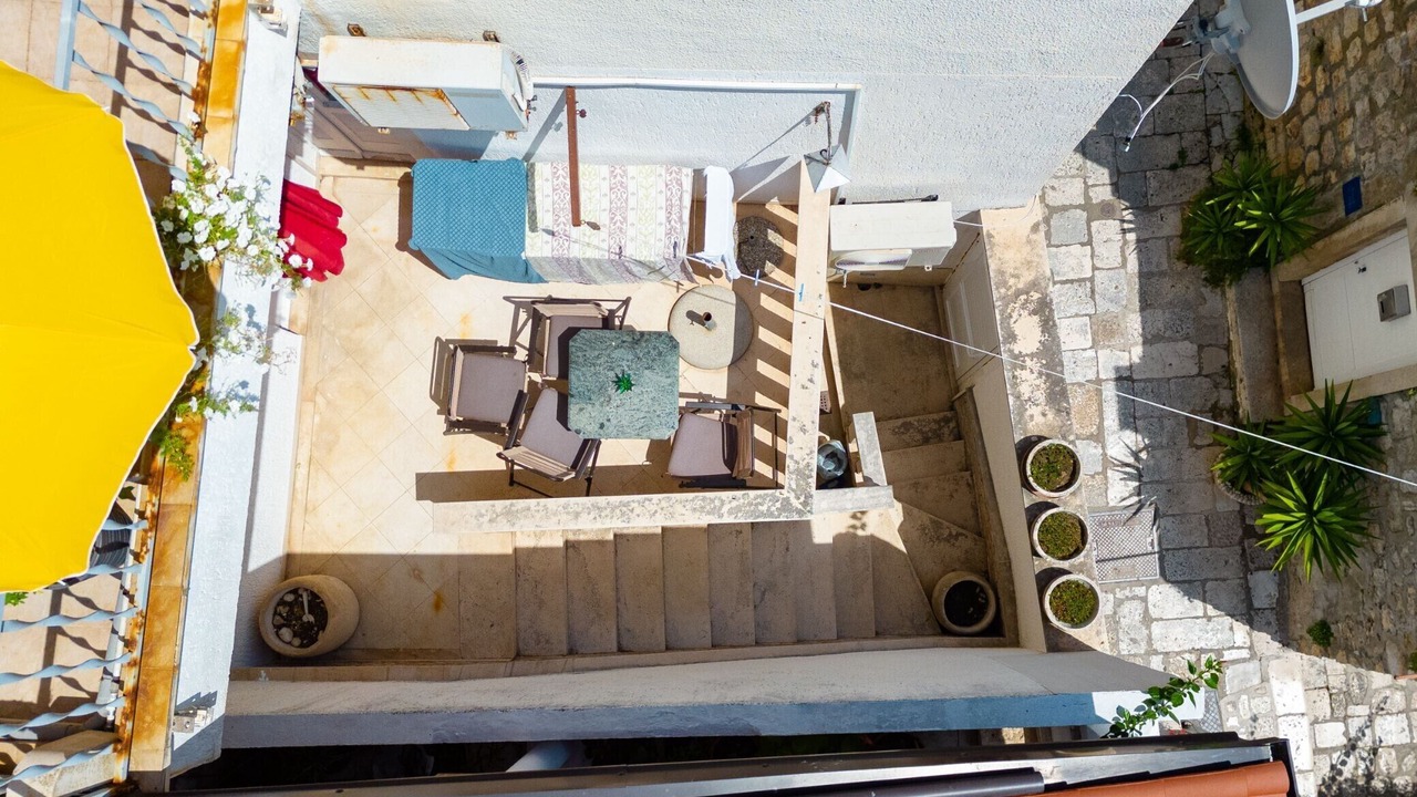 Photo of Outdoor in Pile