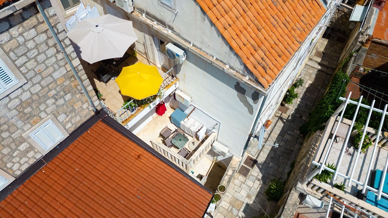 Photo of Outdoor in Pile