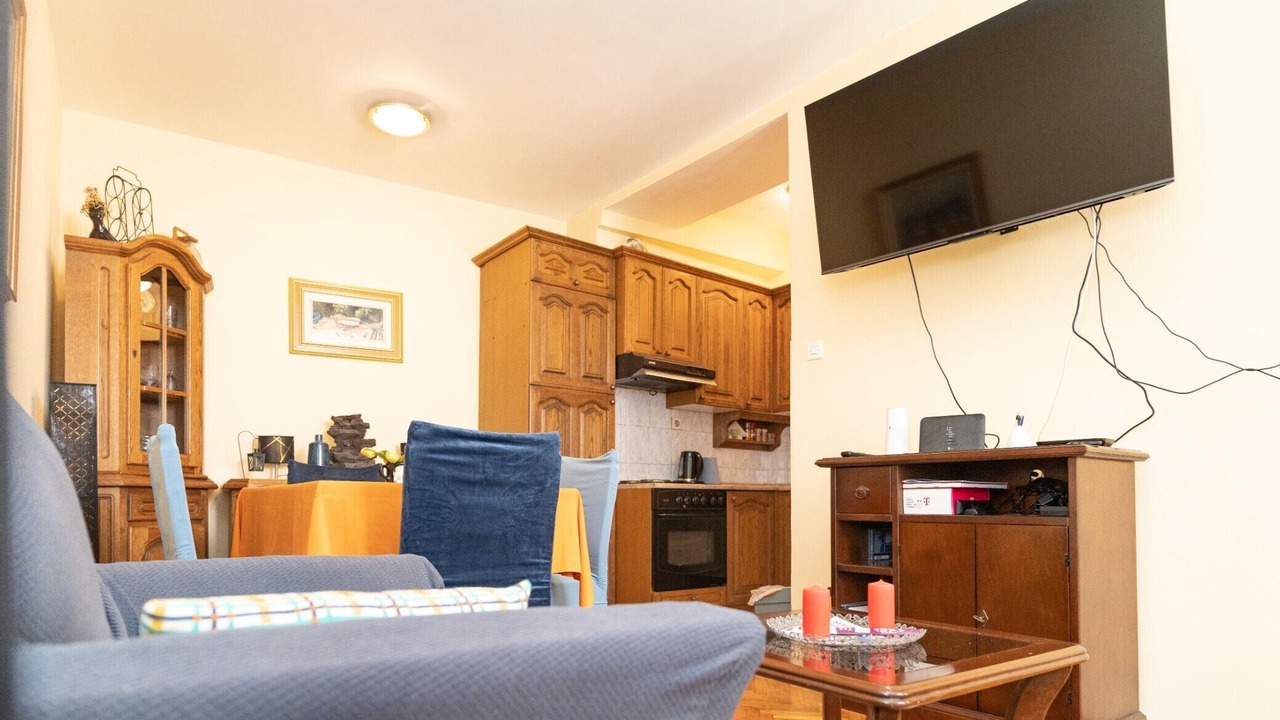 Photo of Livingroom in Pile