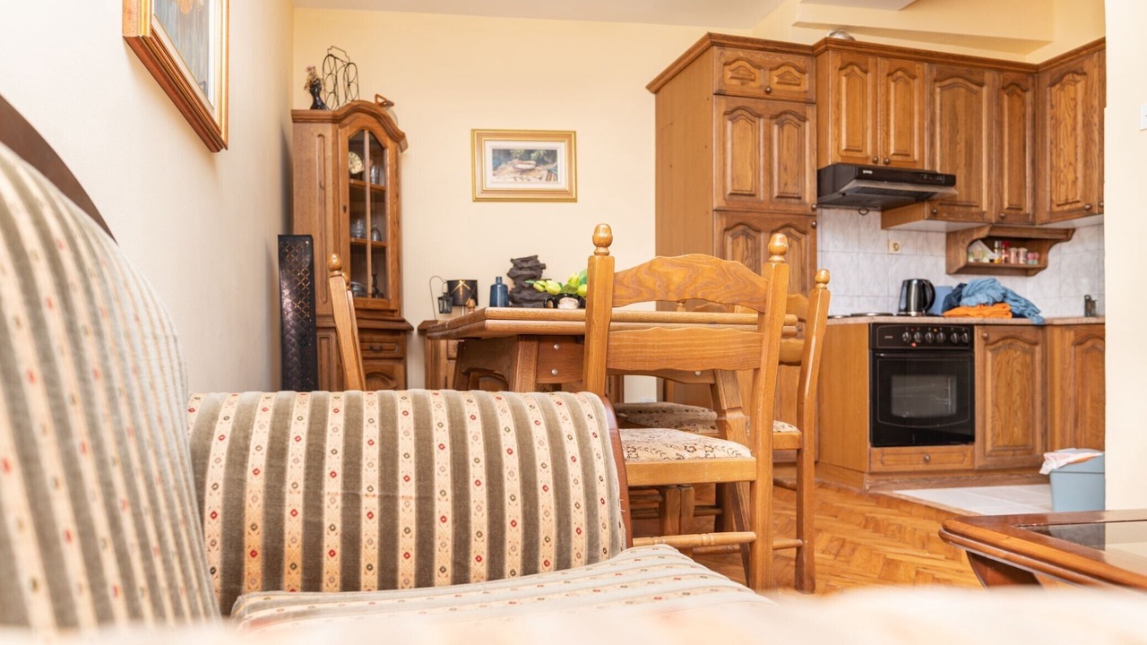 Photo of Livingroom in Pile