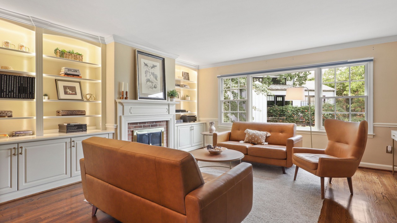 Photo of Others in Old Town Alexandria