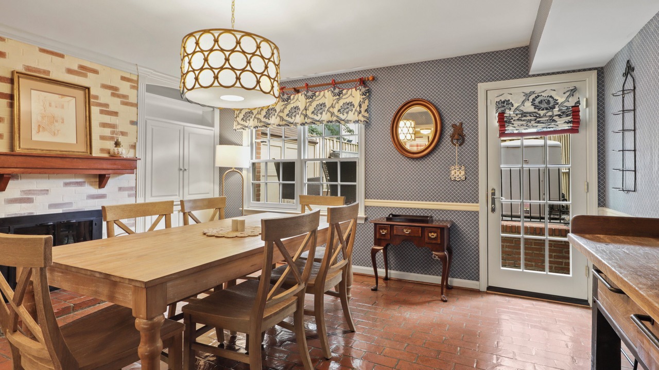 Photo of Others in Old Town Alexandria