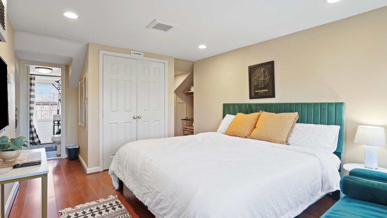 Photo of Others in Old Town Alexandria