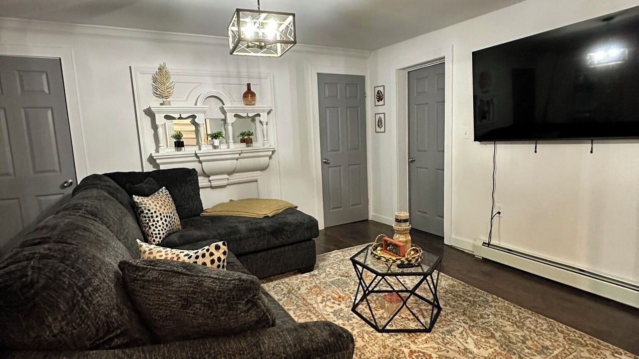 Photo of Livingroom in East Petersburg