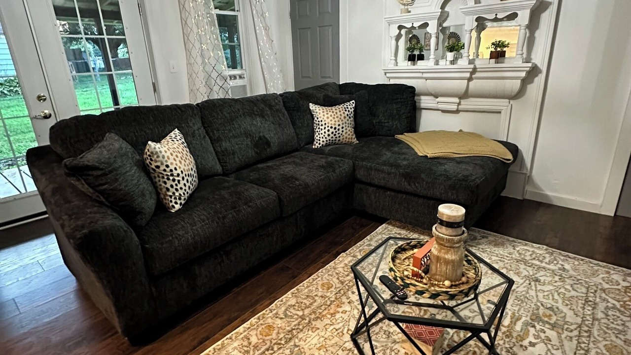 Photo of Livingroom in East Petersburg