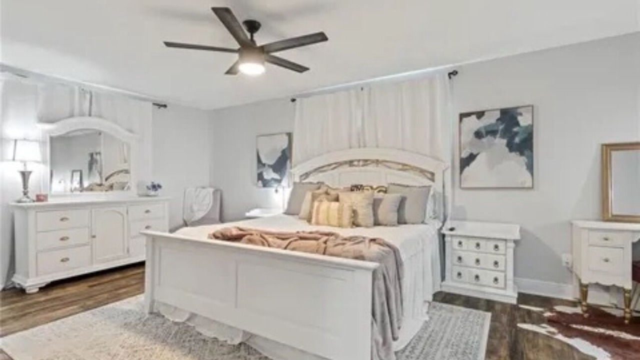 Photo of Bedroom in Mandeville