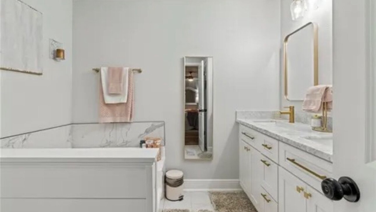 Photo of Bathroom in Mandeville