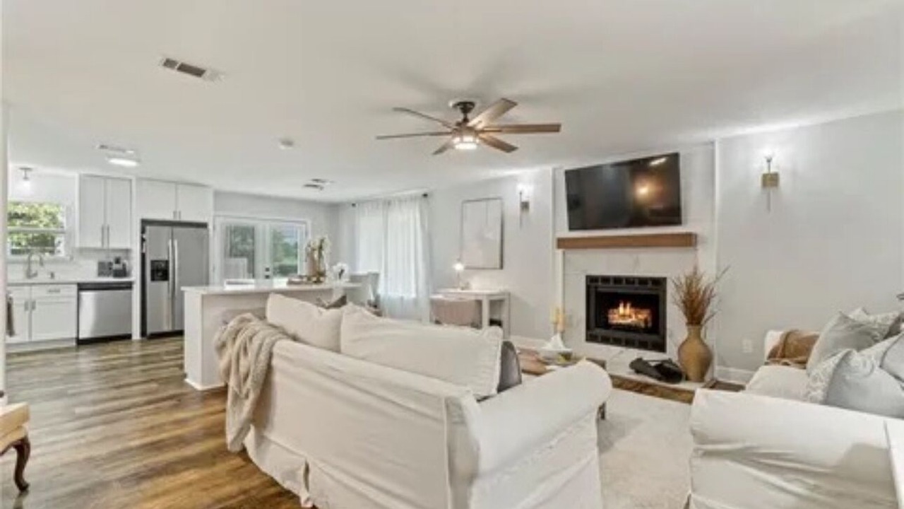 Photo of Livingroom in Mandeville
