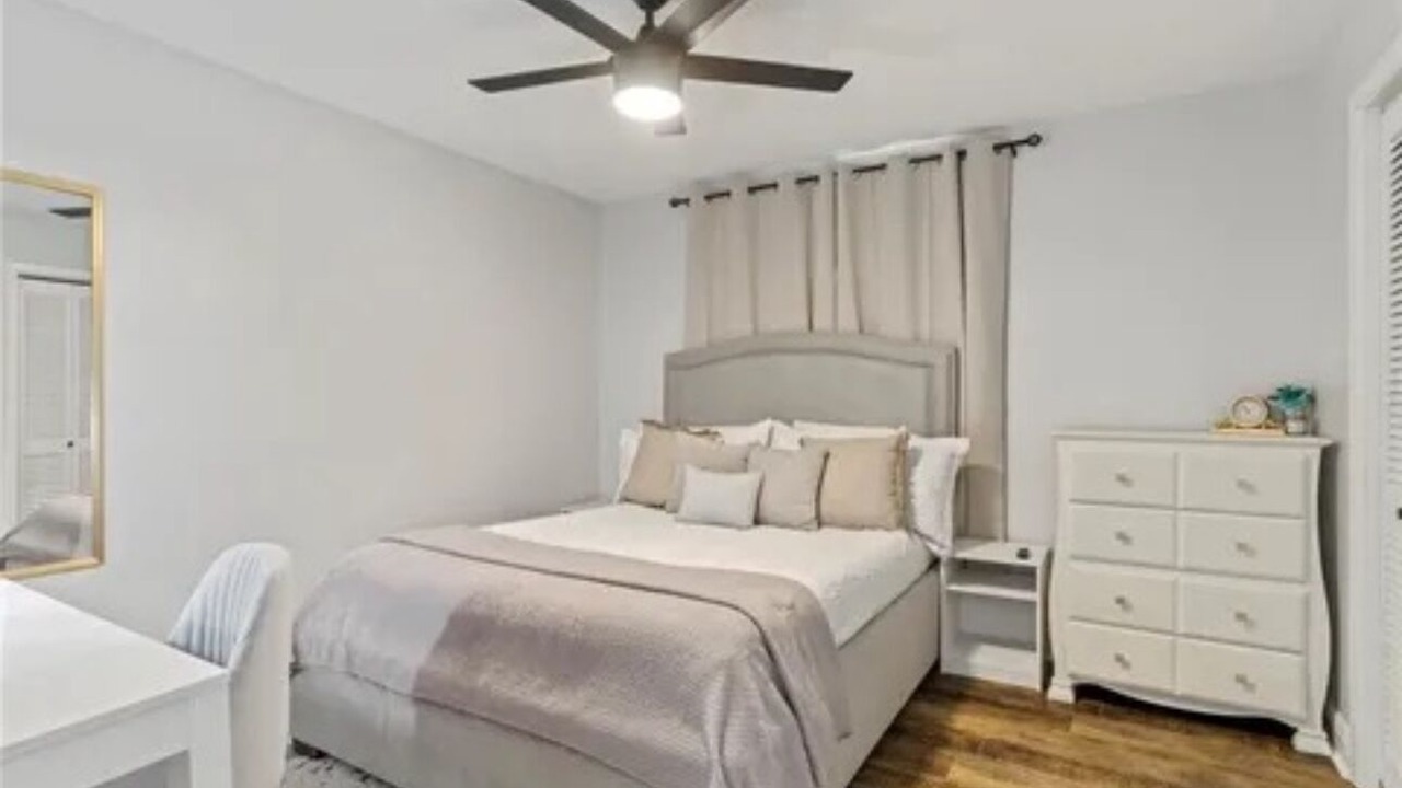 Photo of Bedroom in Mandeville