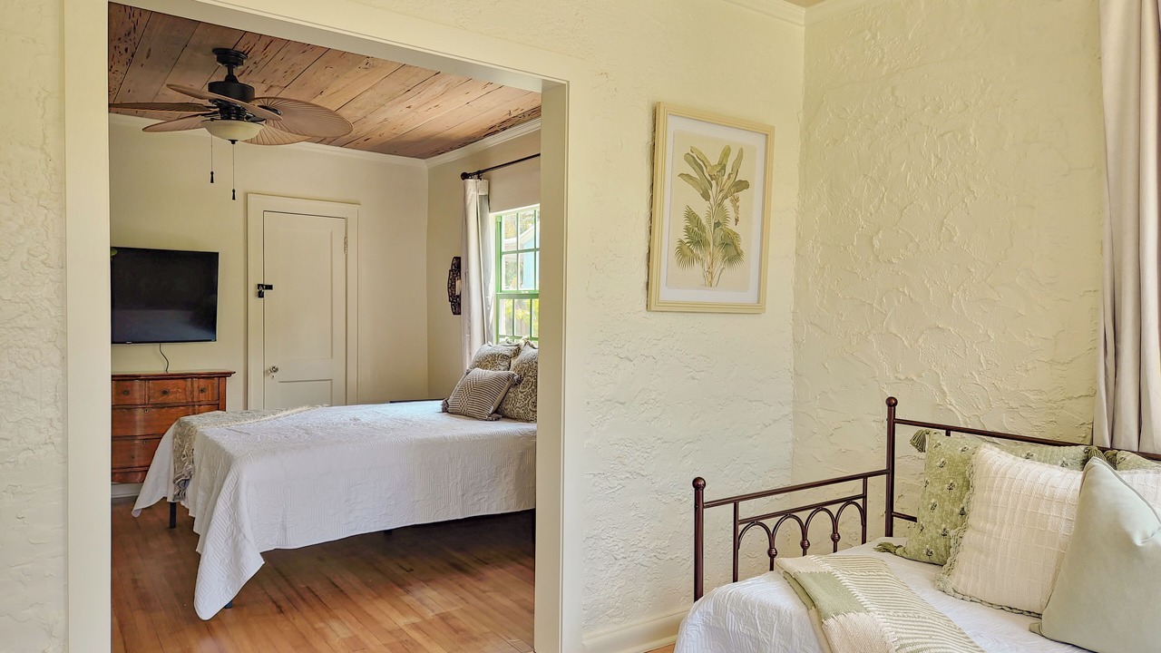 Photo of Bedroom in Flamingo Parks