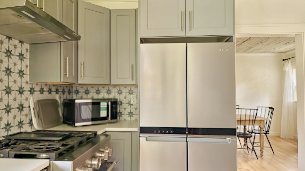 Photo of Kitchen in Flamingo Parks