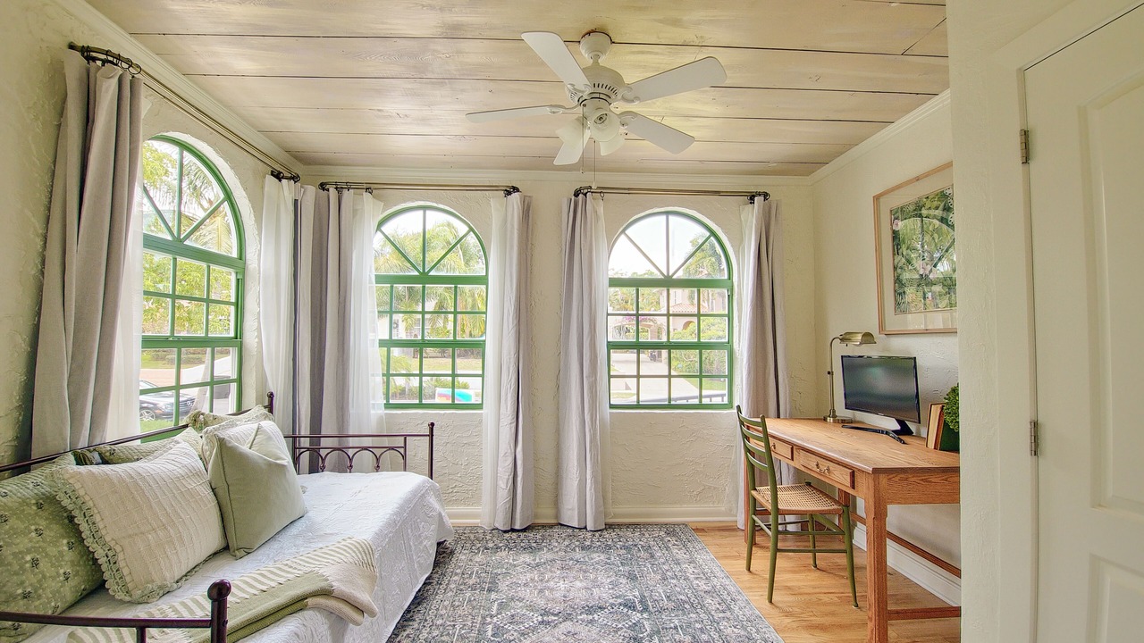 Photo of Bedroom in Flamingo Parks