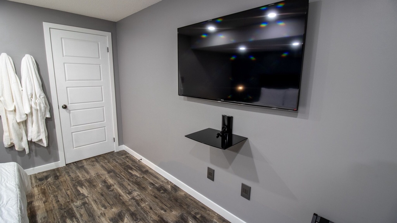 Photo of Bedroom in Ajax