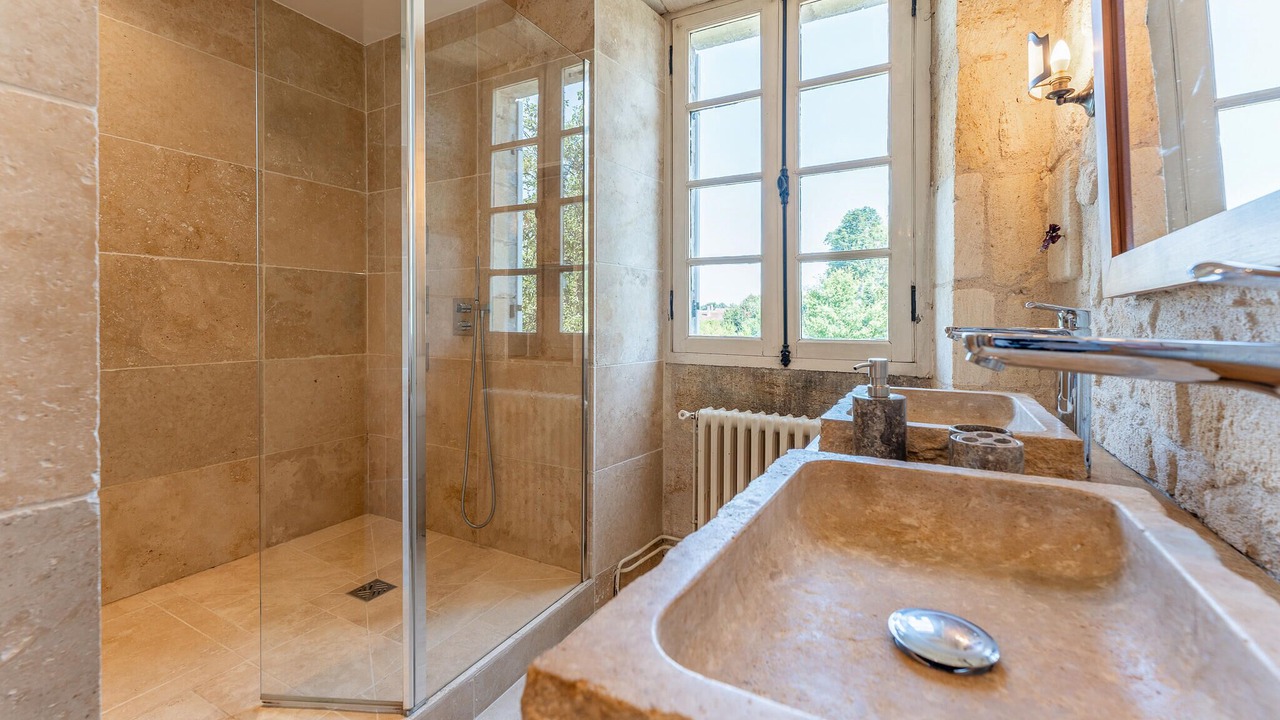 Photo of Bathroom in Virsac