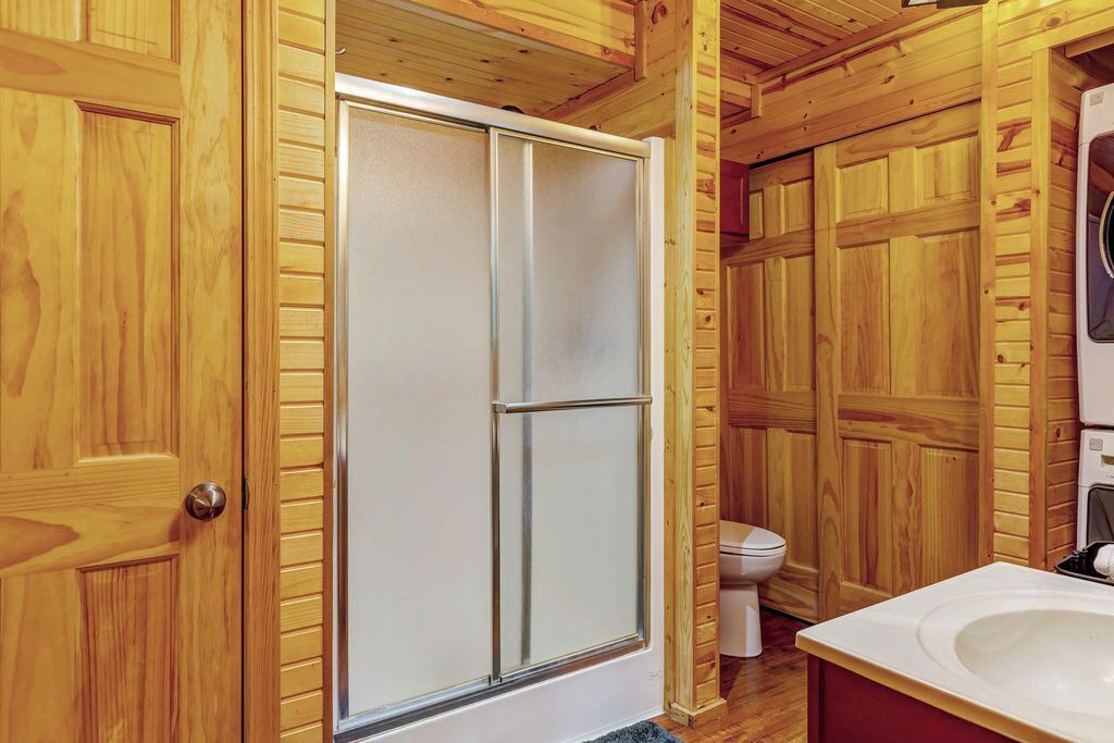 Photo of Bathroom in Innsbrook