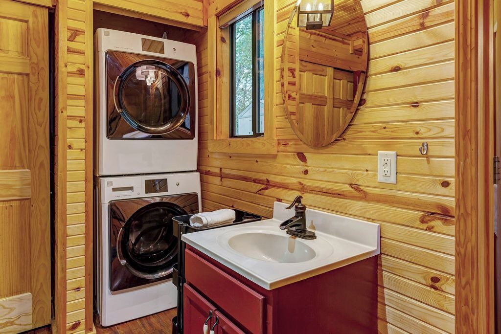 Photo of Bathroom in Innsbrook