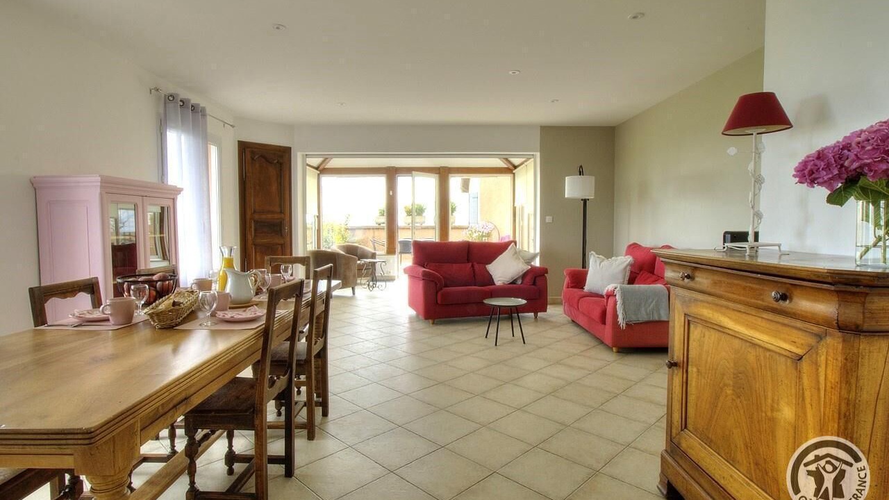 Photo of Others in Cercie