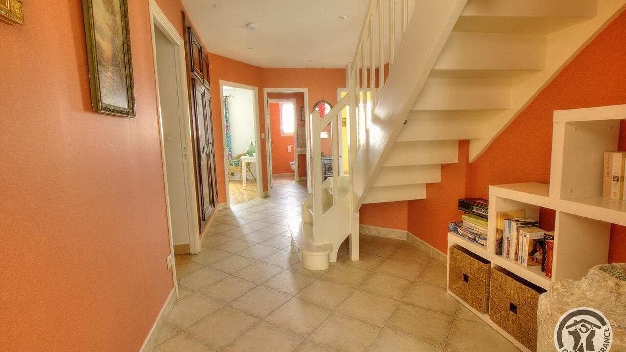 Photo of Others in Cercie