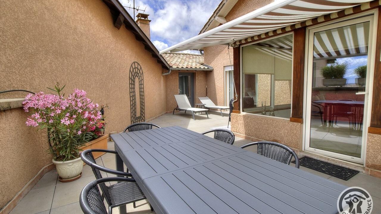 Photo of Outdoor in Cercie