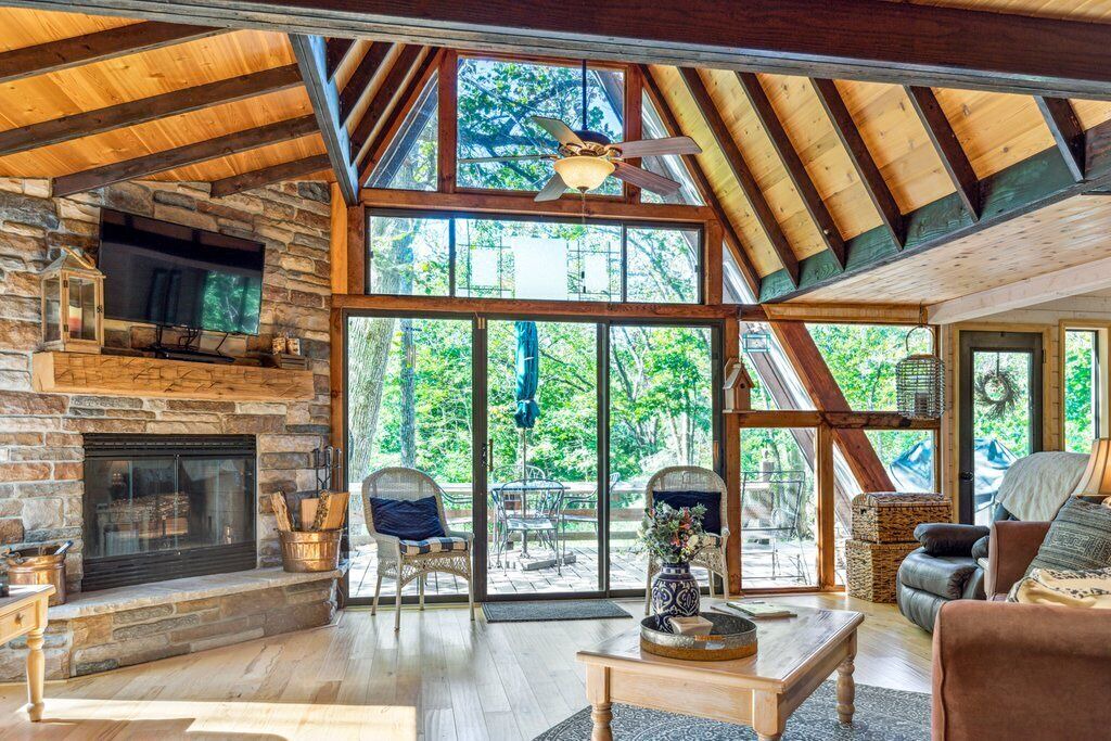 Photo of Livingroom in Innsbrook