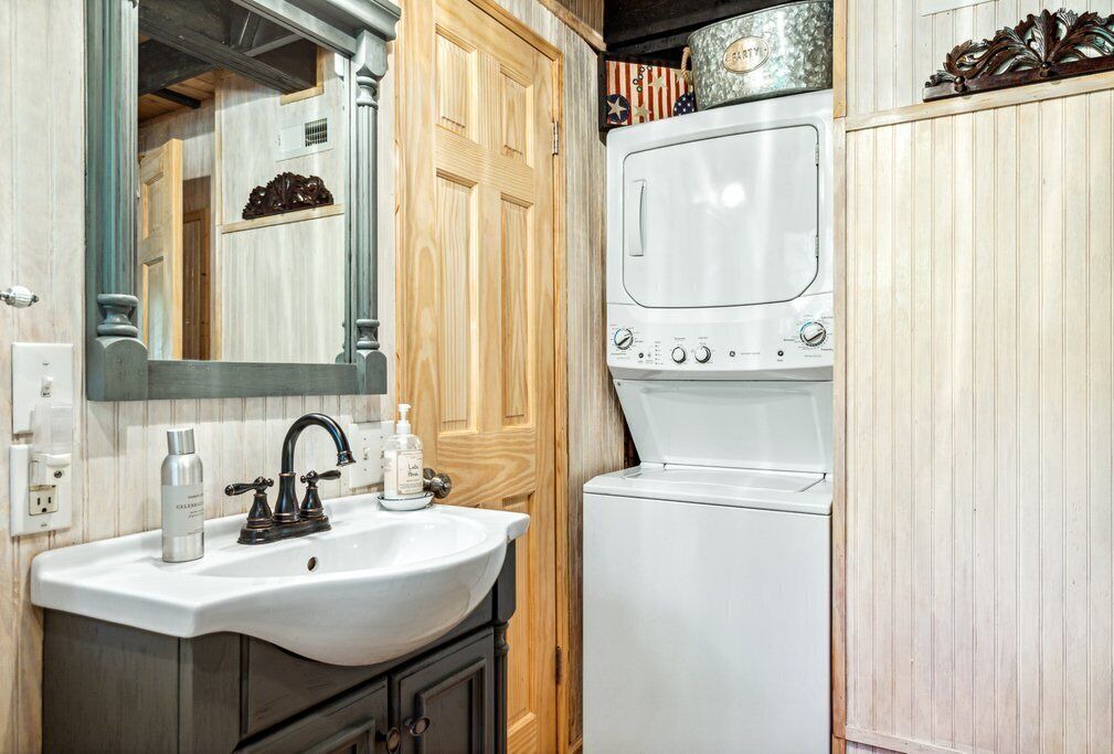 Photo of Bathroom in Innsbrook