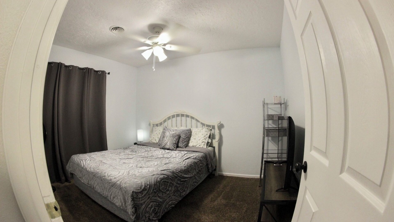 Photo of Bedroom in Port Neches