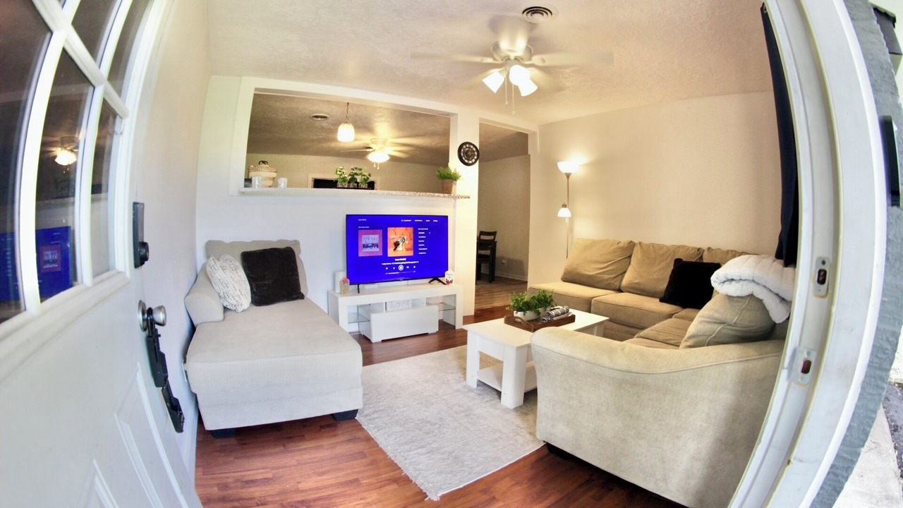 Photo of Livingroom in Port Neches
