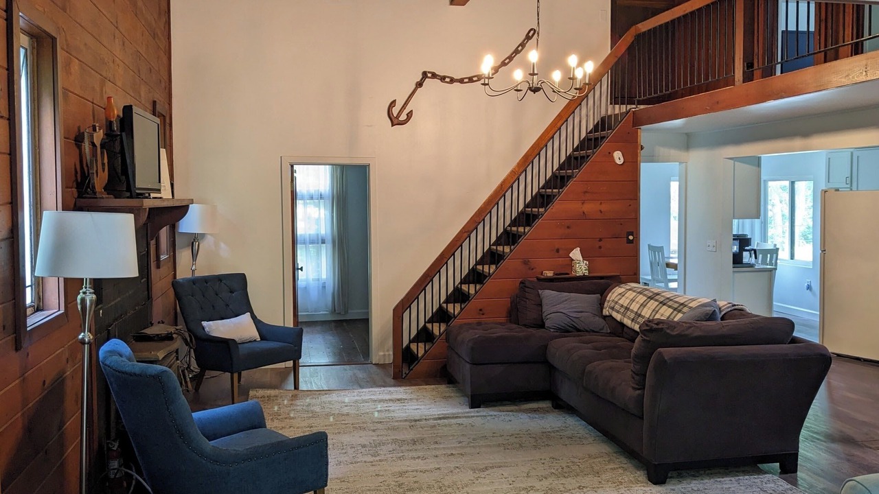 Photo of Livingroom in Wolcott