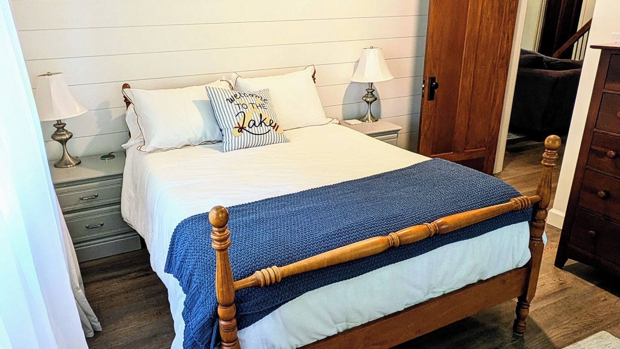 Photo of Bedroom in Wolcott