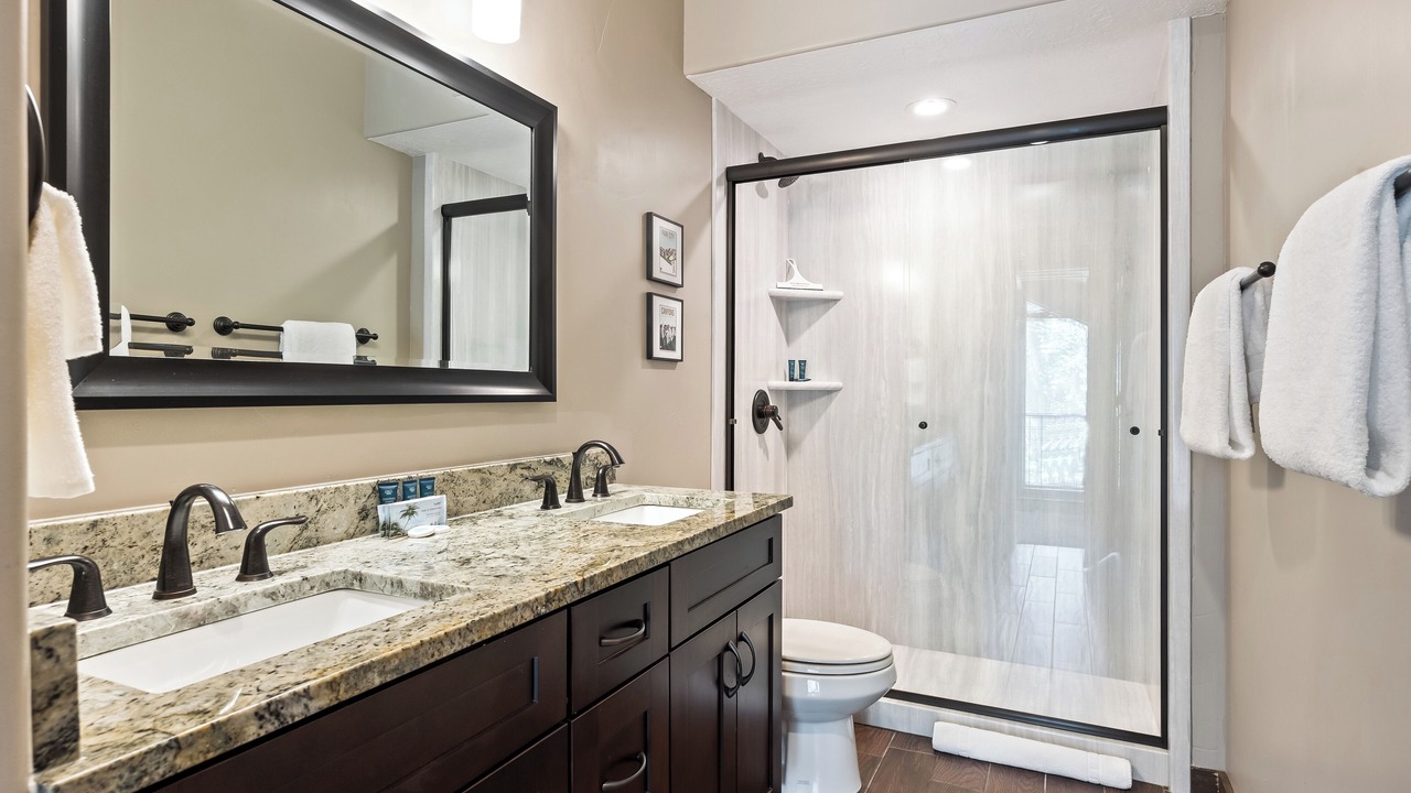 Photo of Bathroom in Summit Park