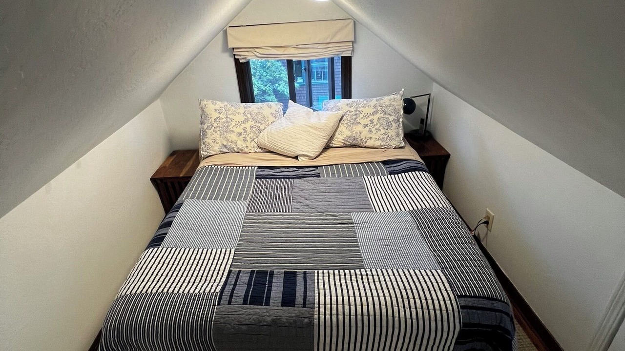 Photo of Bedroom in Sausalito