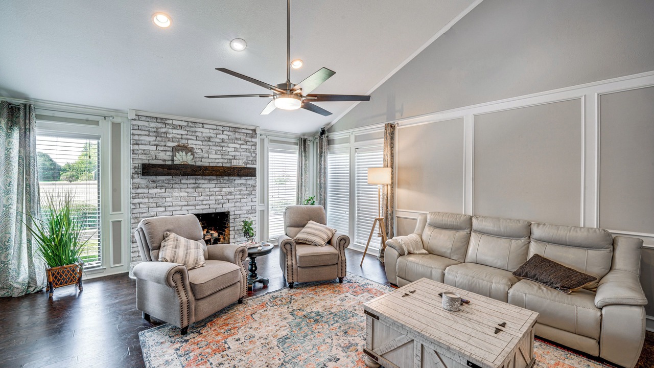 Photo of Livingroom in Sachse