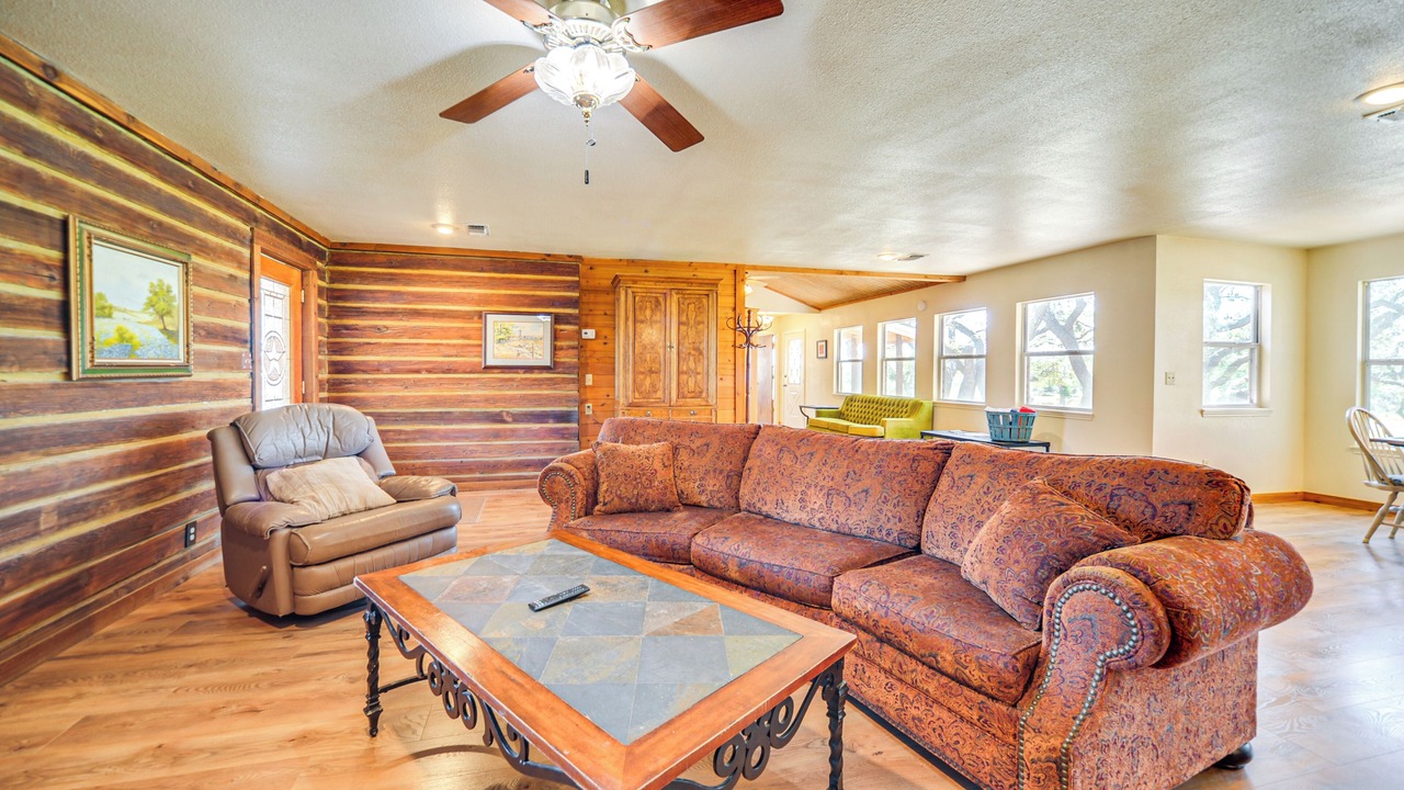 Photo of Bedroom in Brady