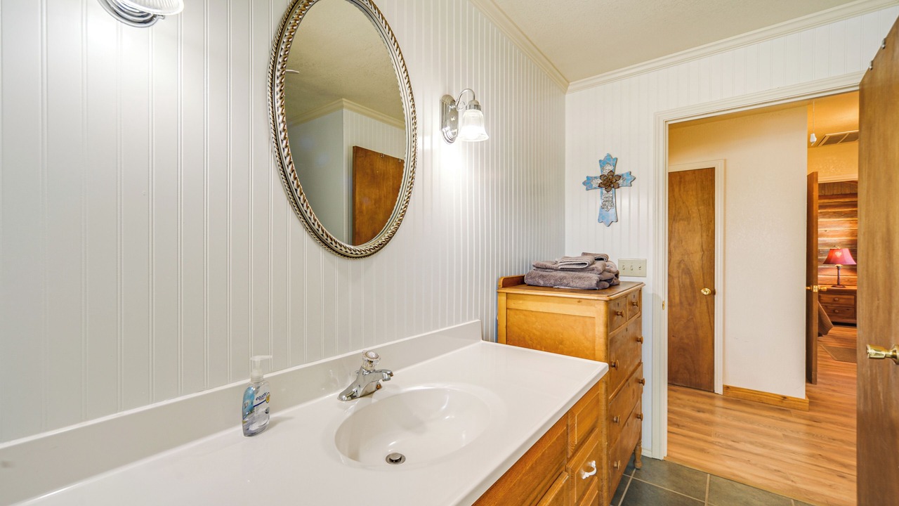 Photo of Bathroom in Brady