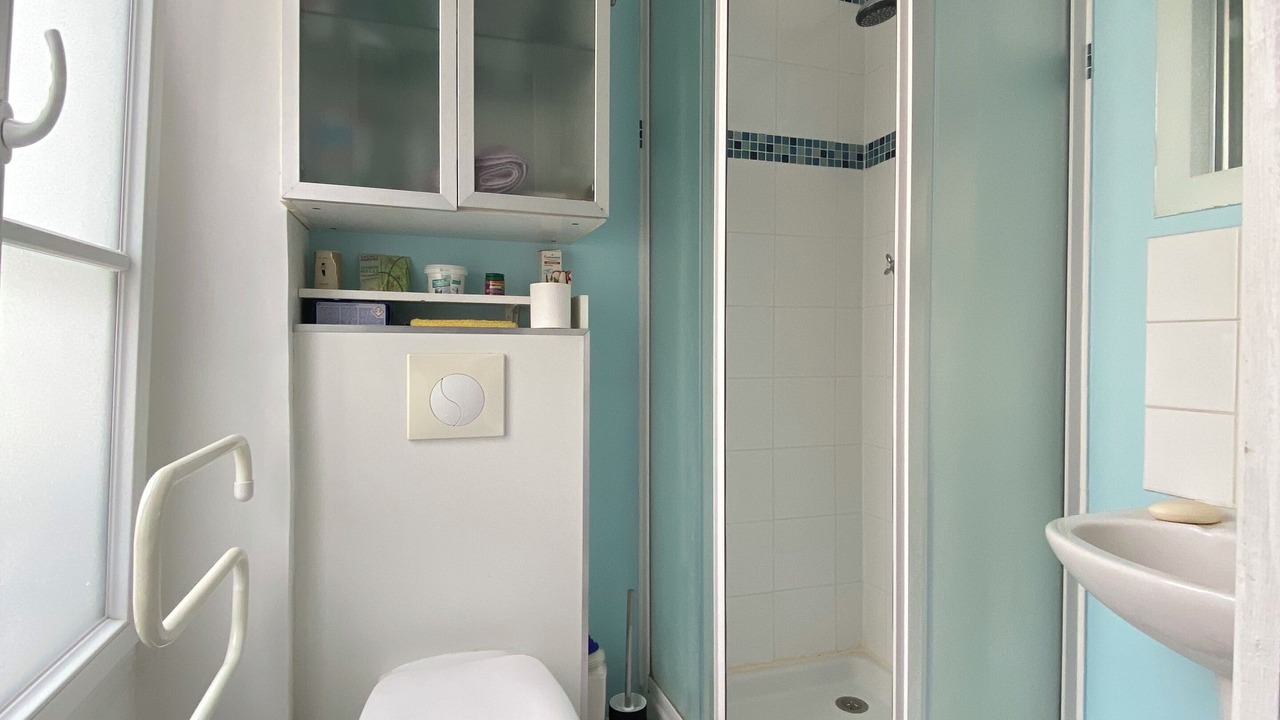 Photo of Bathroom in Arts-et-Metiers